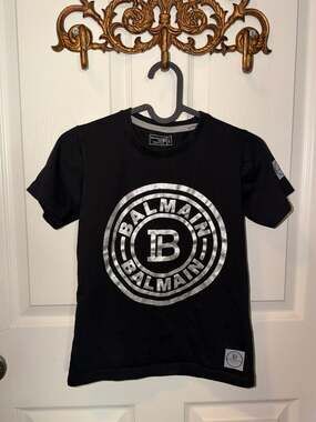 Balmain Kids Black Silver Foil Medallion Logo T-Shirt Size 10Y